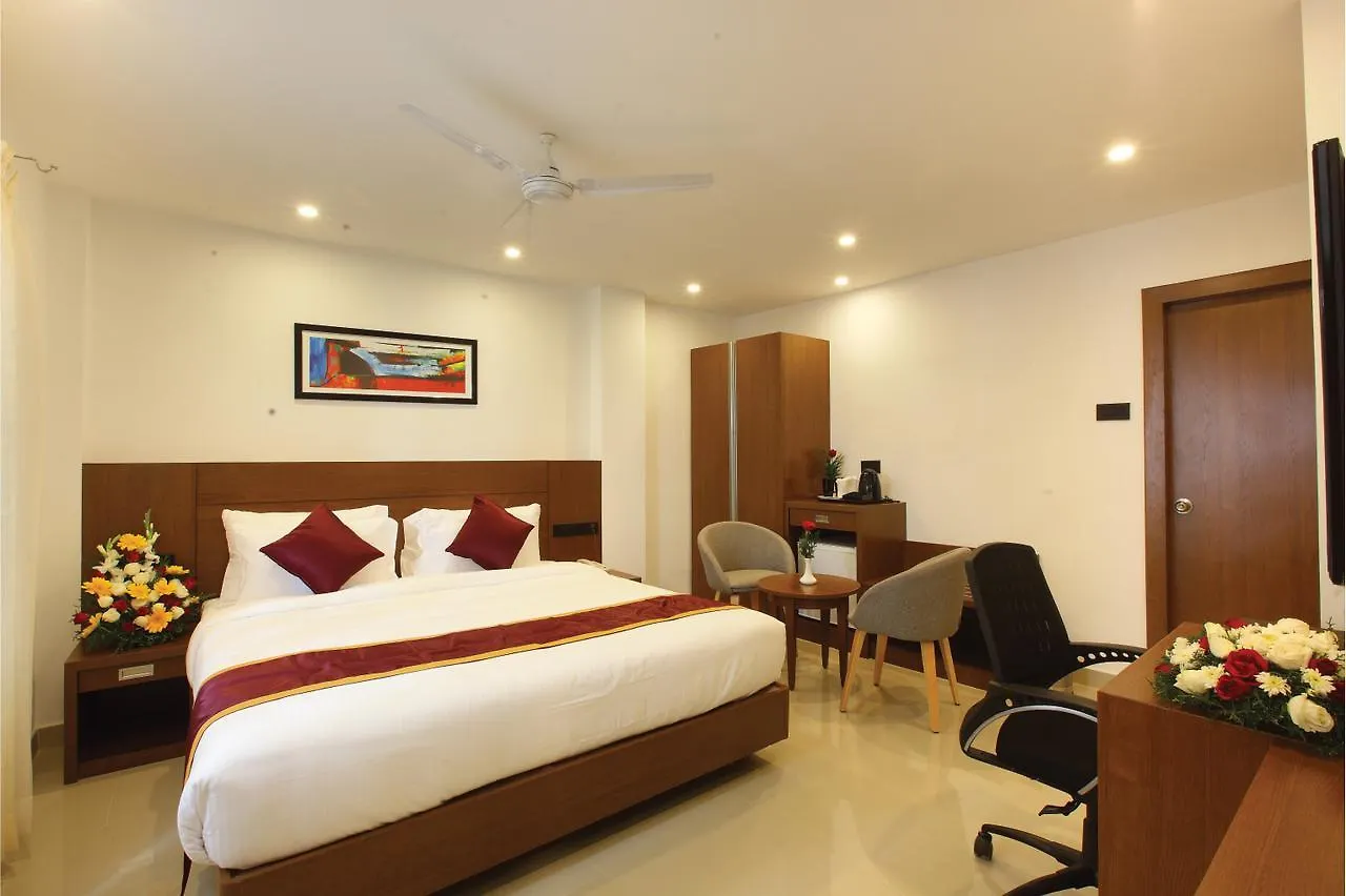 Palakunnel Residency Hotel Ettumanoor