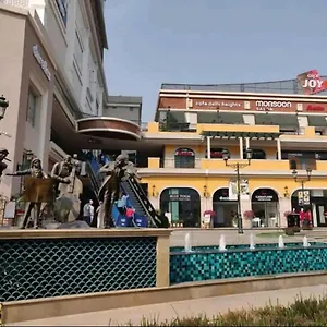 https://apt-luxury-in.top-gurgaonhotels.com